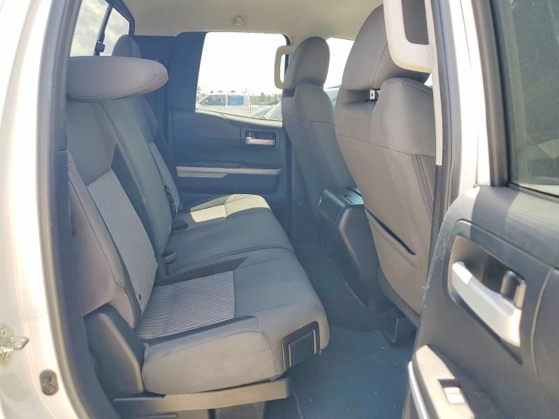 2015 Toyota Tundra SR5