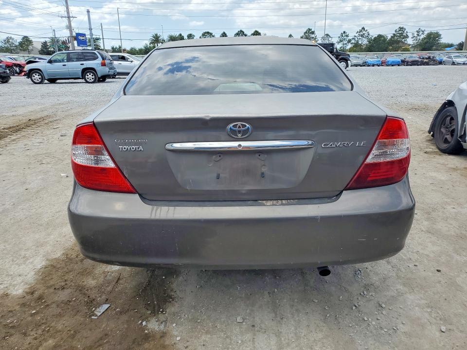 2002 Toyota Camry le
