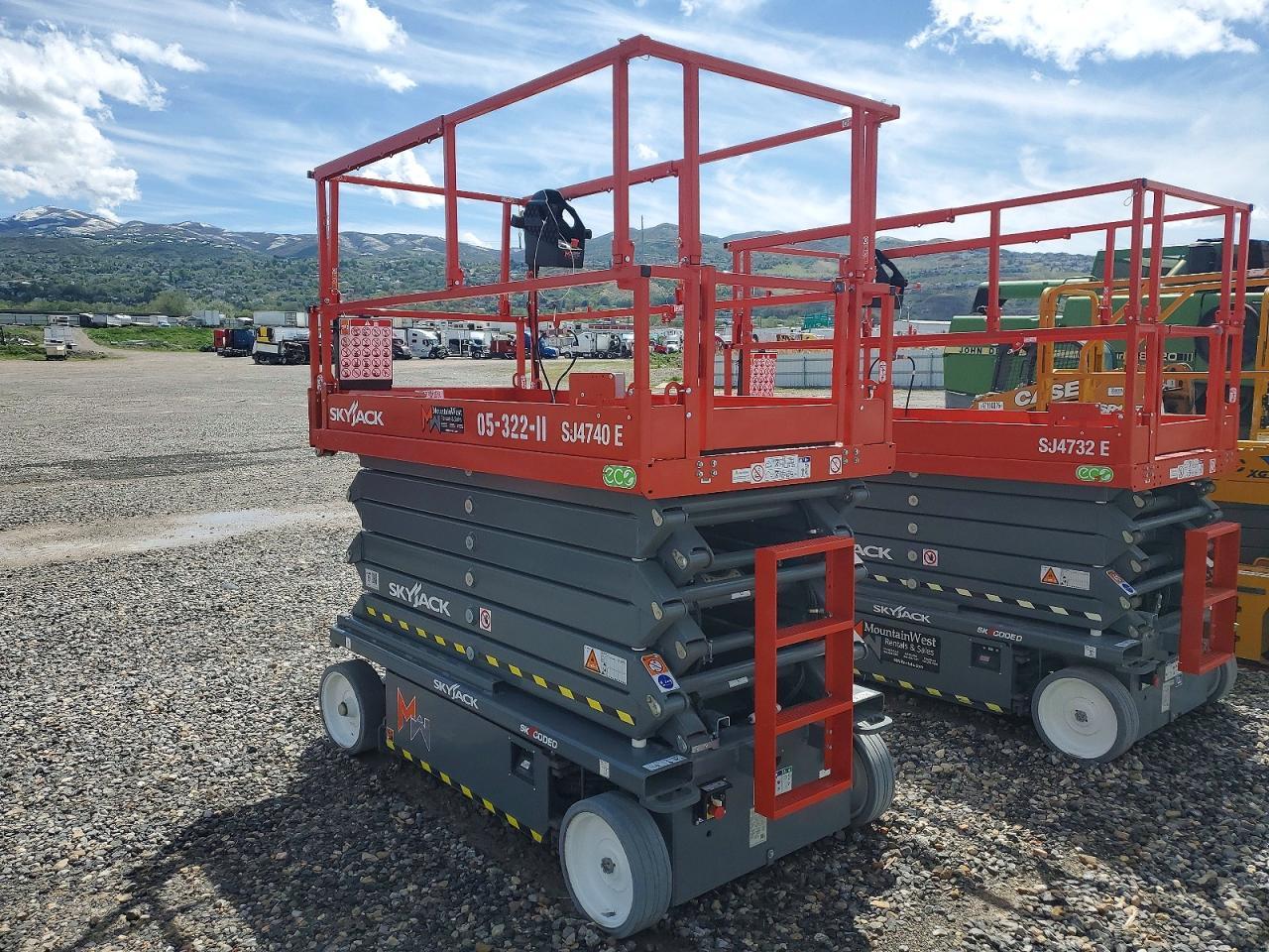 2025 Skyjack SJ4740 Scissor Lift