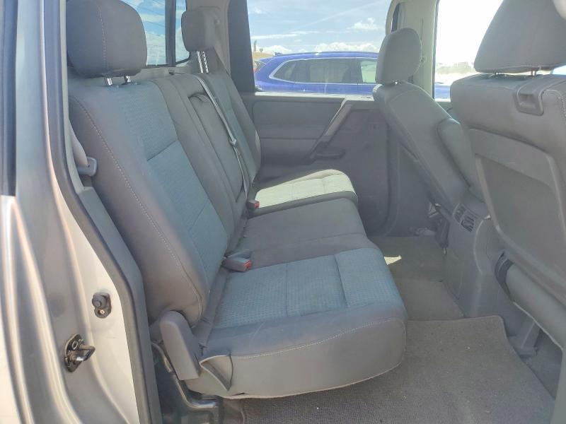 2006 Nissan Titan XE
