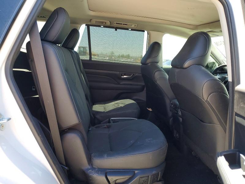 2024 Toyota Grand Highlander Platinum