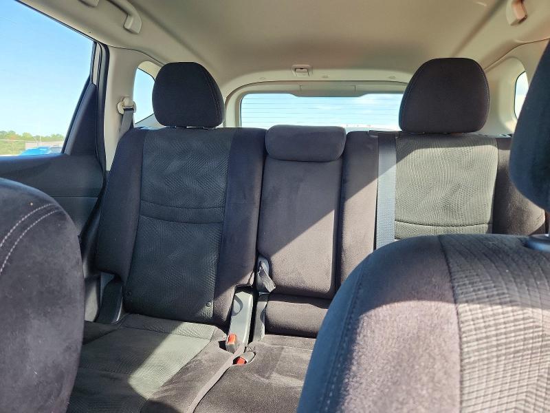2014 Nissan Rogue sv