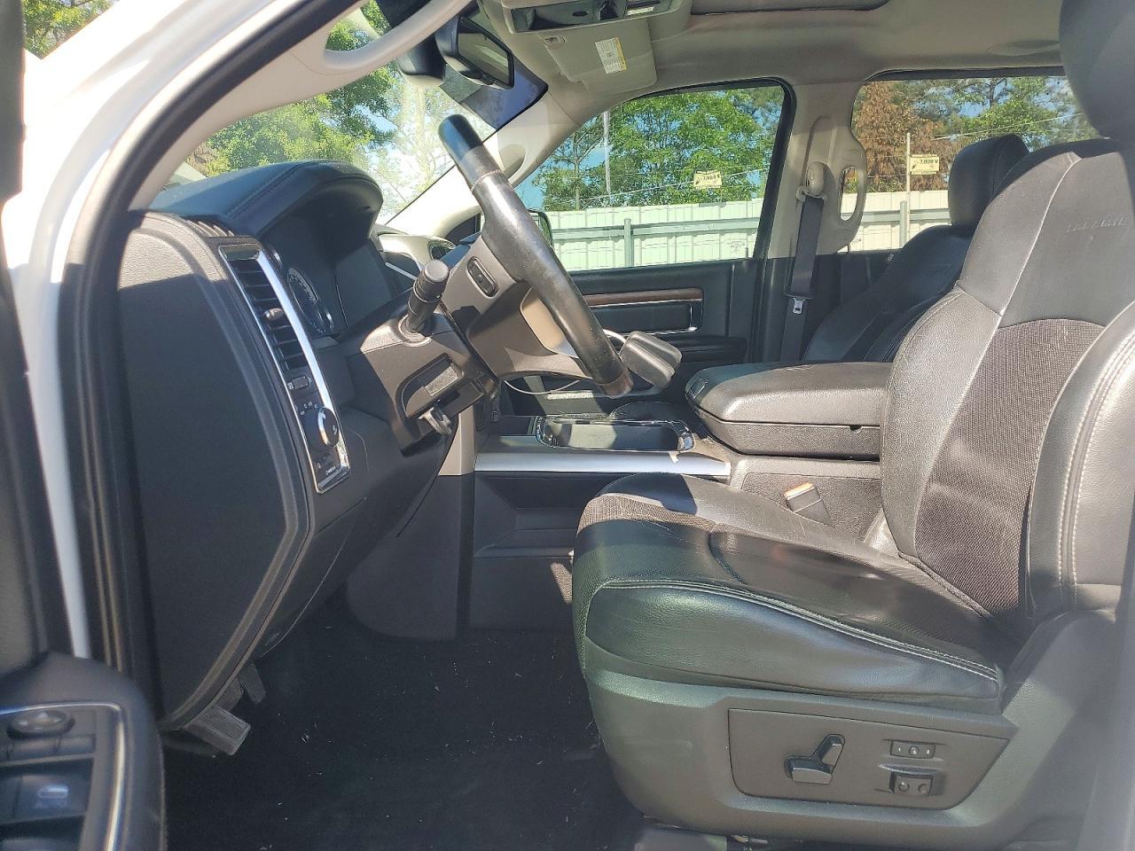 2016 Dodge 2500 Laramie