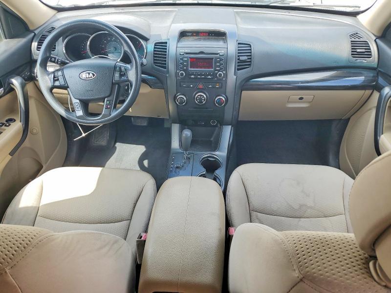 2011 KIA Sorento lx