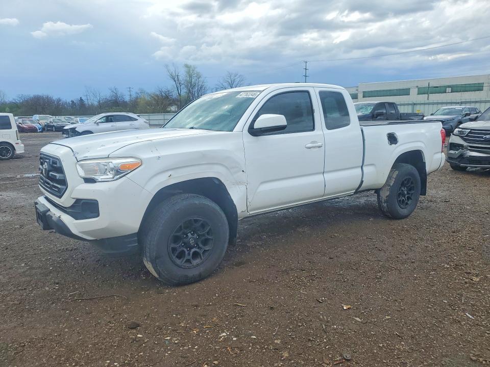 2016 Toyota Tacoma sr