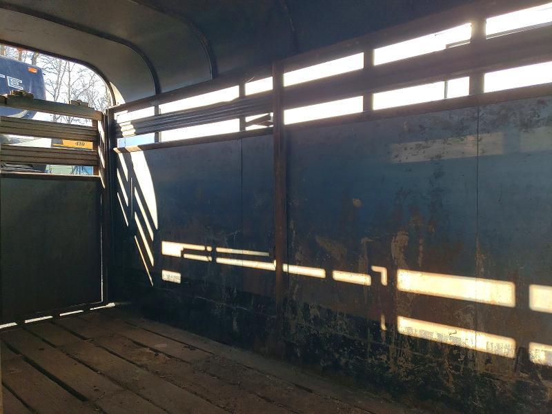 2003 Moha Livestock Trailer