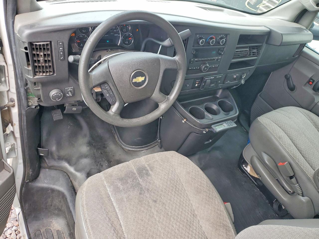 2018 Chev Rolet Express Refrigerated BOX Truck