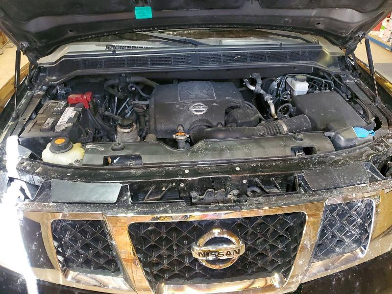 2011 Nissan Armada sv