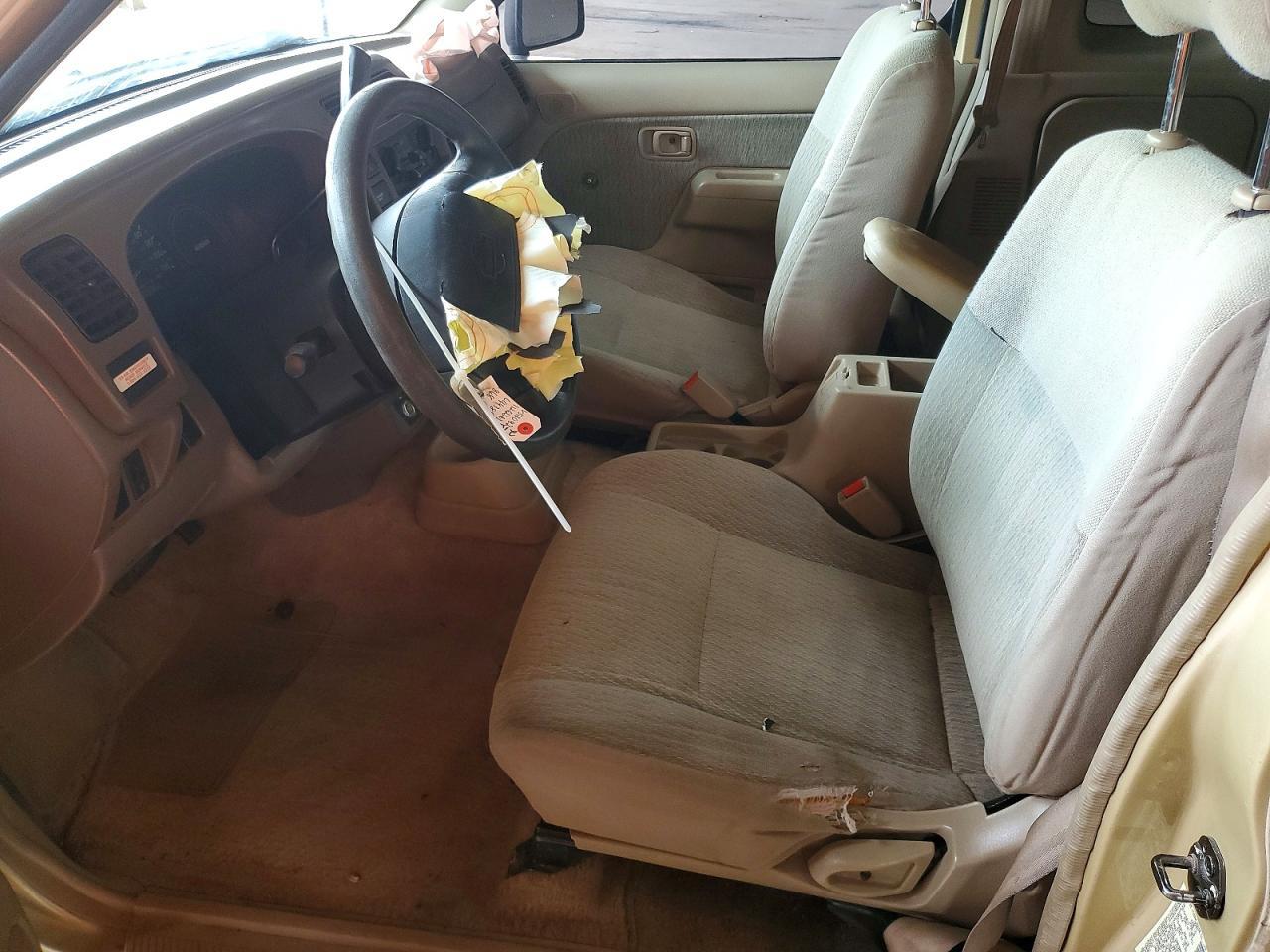 1998 Nissan Frontier XE