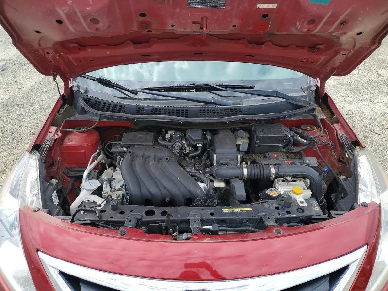 2018 Nissan Versa sv