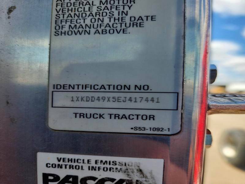2014 Kenworth T800 Semi Truck