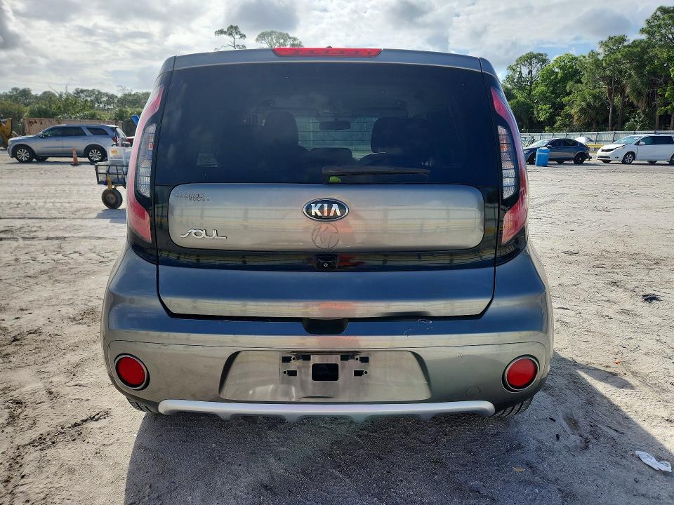 2018 KIA Soul +