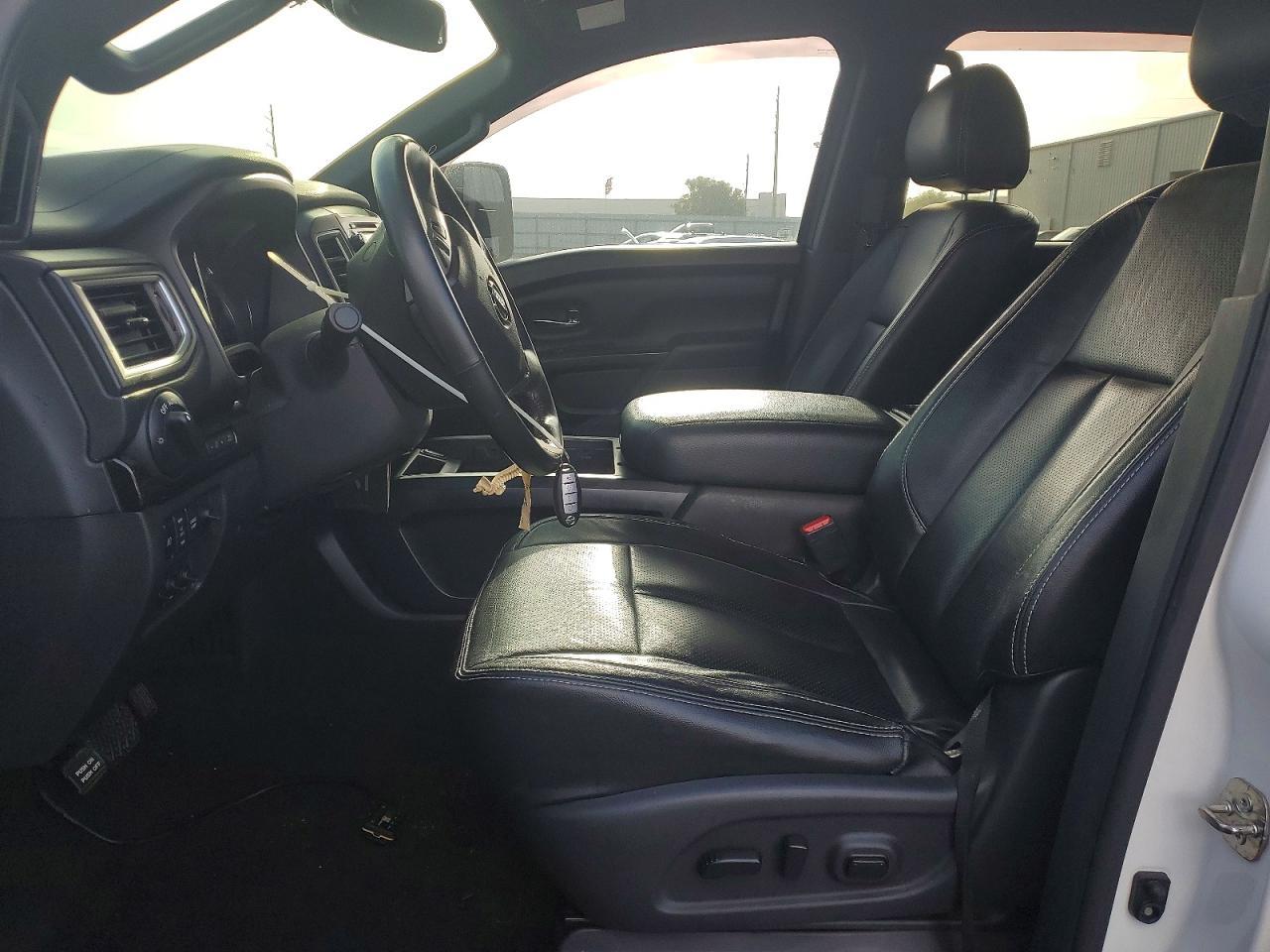 2018 Nissan Titan XD SV