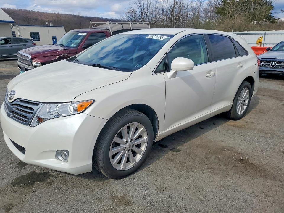 2010 Toyota Venza awd 4cyl