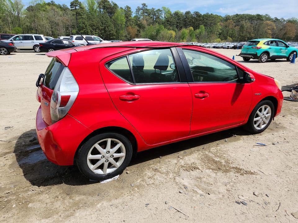 2013 Toyota Prius c Three