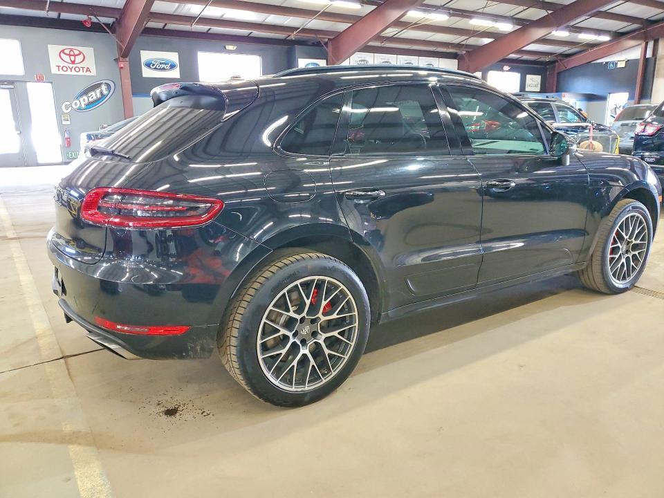 2018 Porsche Macan Turbo