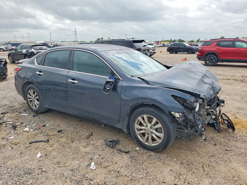 2014 Niss Altima 2.5 s