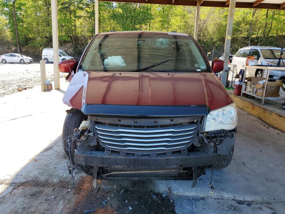 2013 Chrysler Town & Country Touring