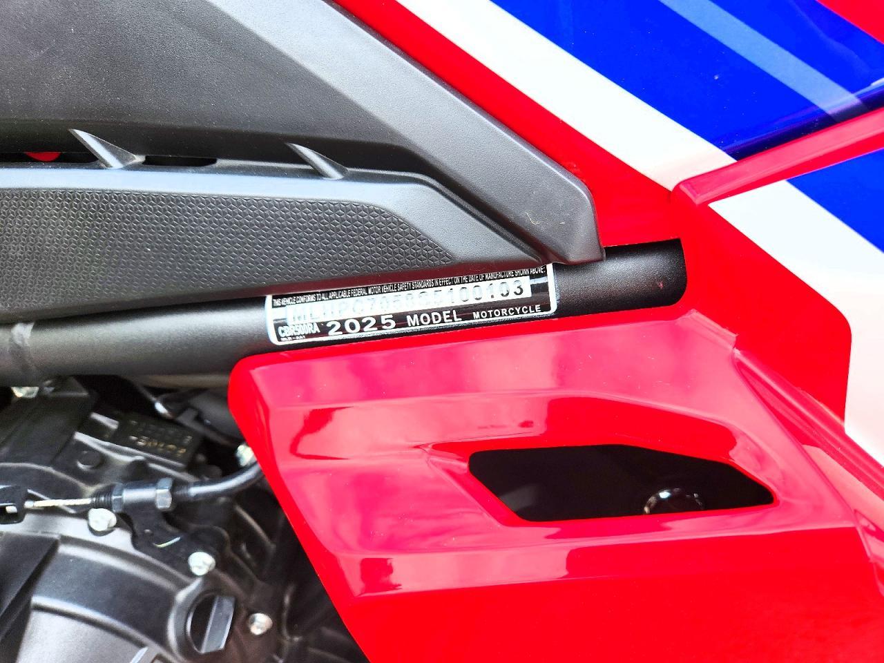 2025 Honda CBR500 RA