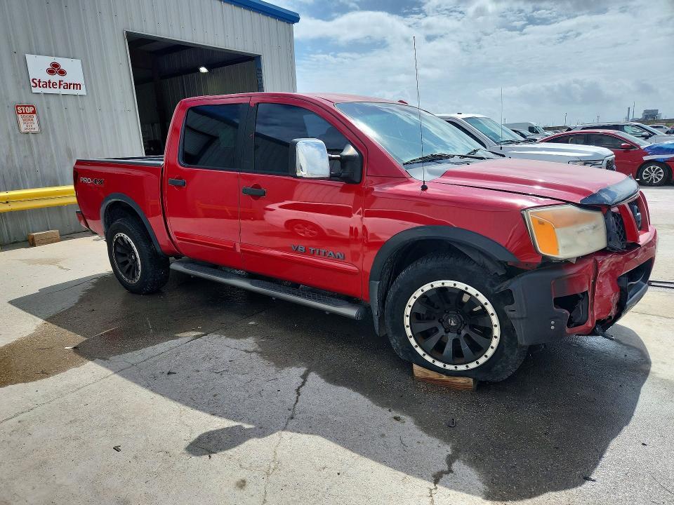 2012 Nissan Titan SV