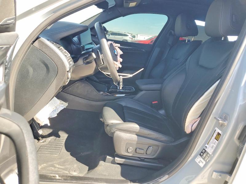 2025 BMW X4 M40i
