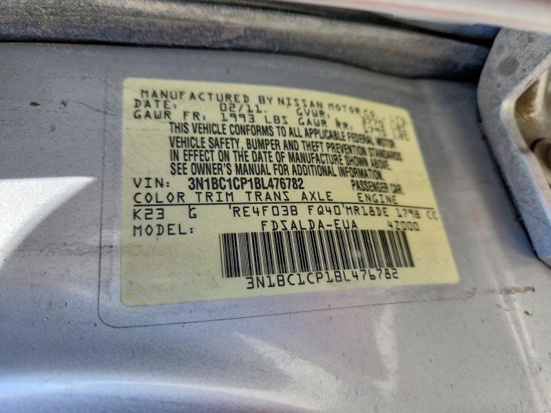 2011 Nissan Versa 1.8 s