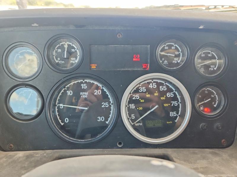 2005 Sterling LC Car HAU-Semi Truck