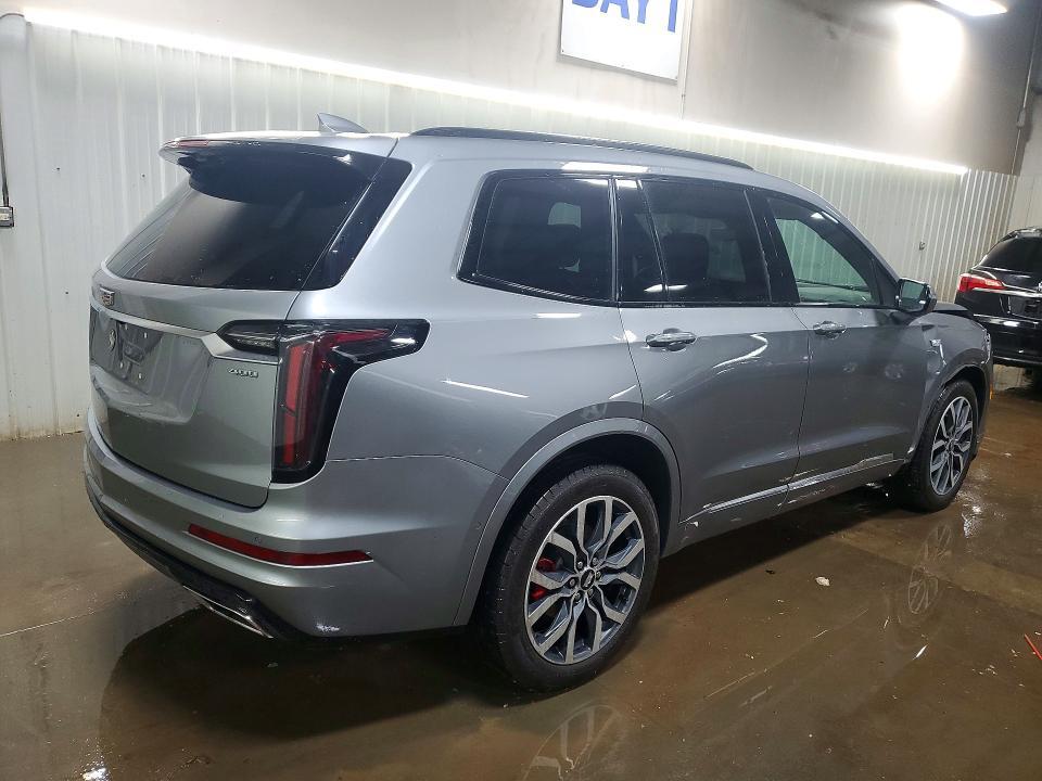 2024 Cadillac XT6 Sport Platinum