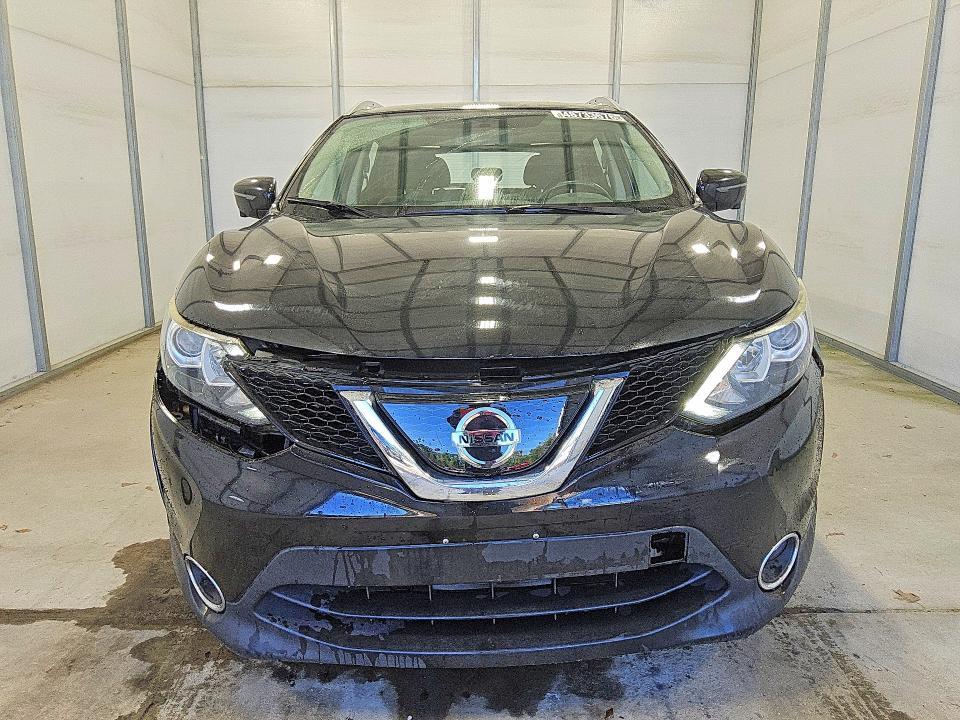 2018 Nissan Rogue Sport sv