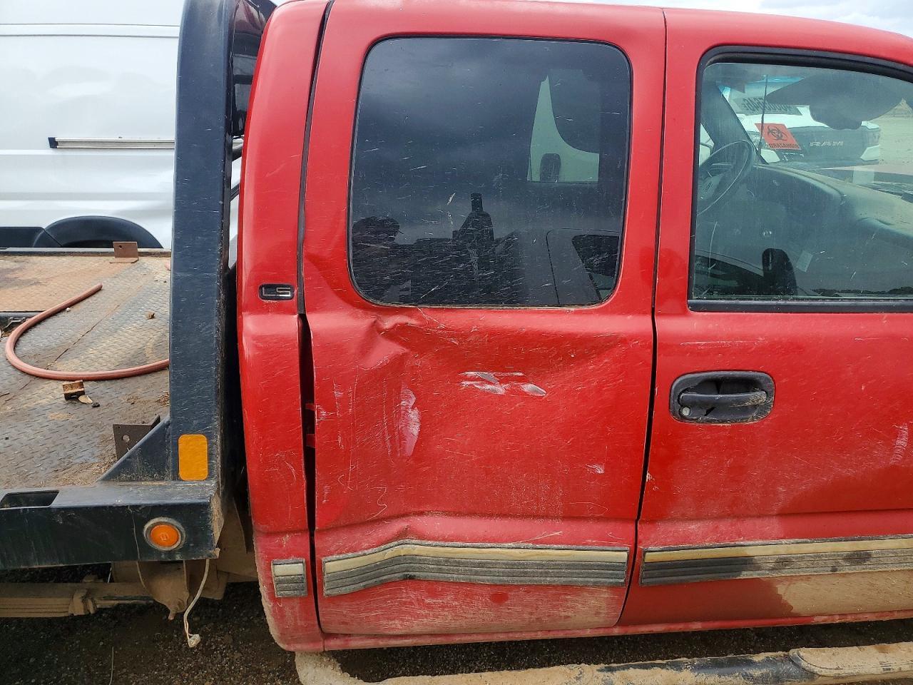 2002 Chev Rolet Silverado 2500 Flatbed Truck