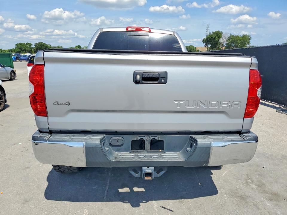 2015 Toyota Tundra SR