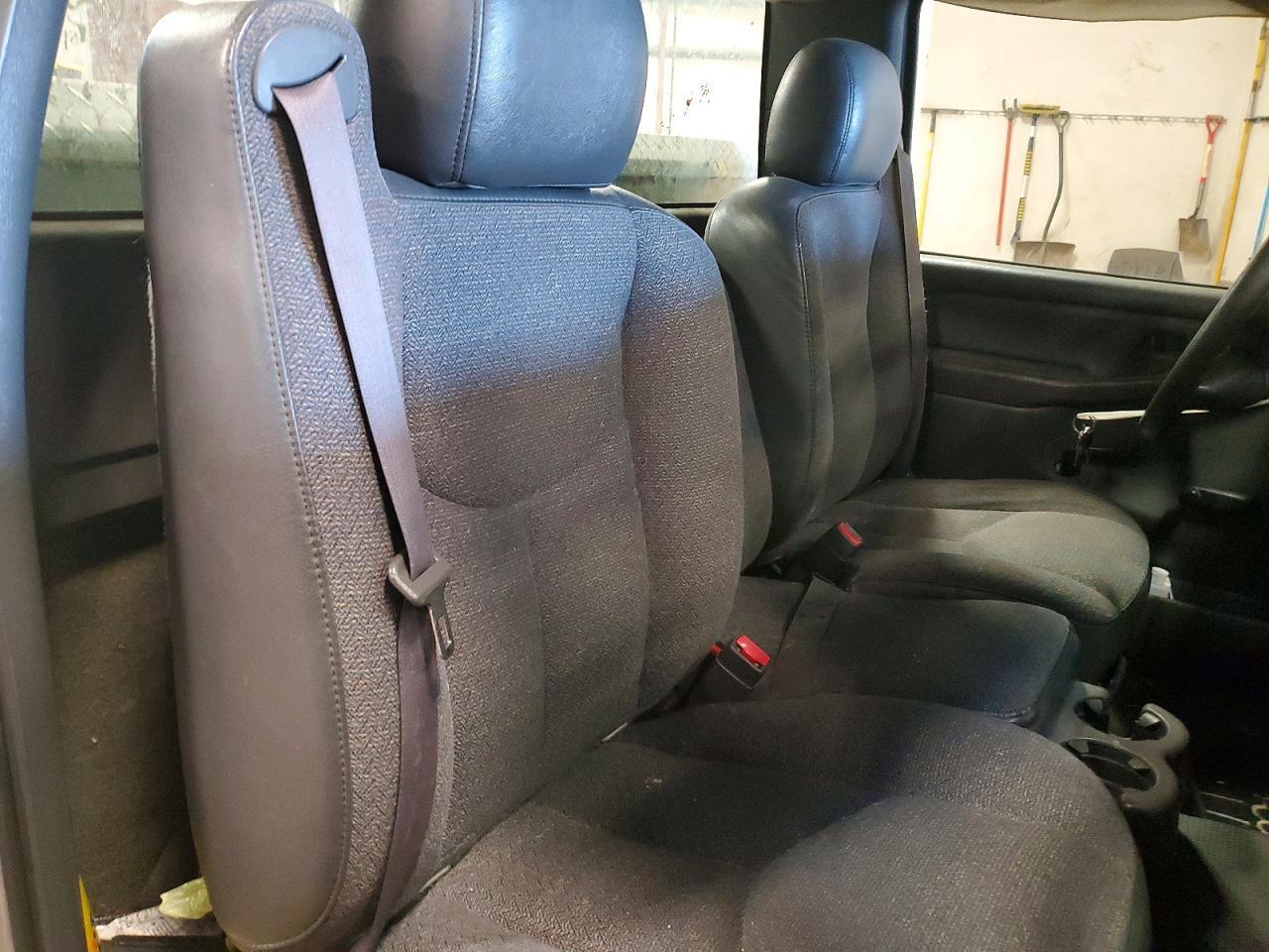 2004 Chevrolet Silverado C1500