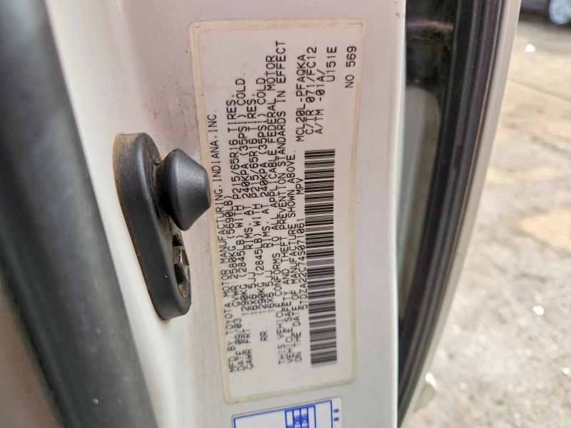 2004 Toyota Sienna xle 7 Passenger