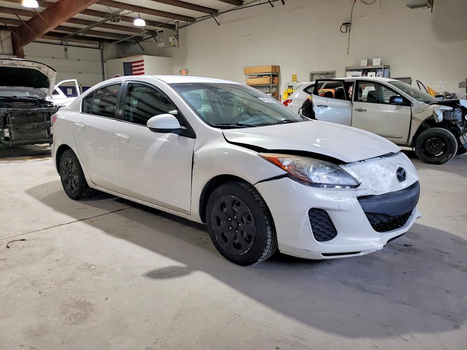 2013 Mazda 3 I