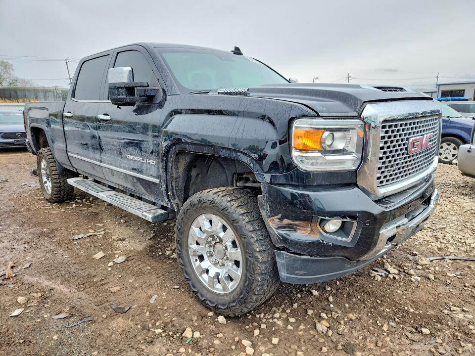 2017 GMC Sierra K2500 Denali
