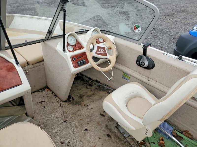 2011 Legend Craft Boat