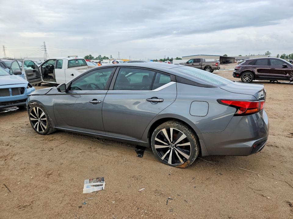 2020 Nissan Altima 2.5 sr