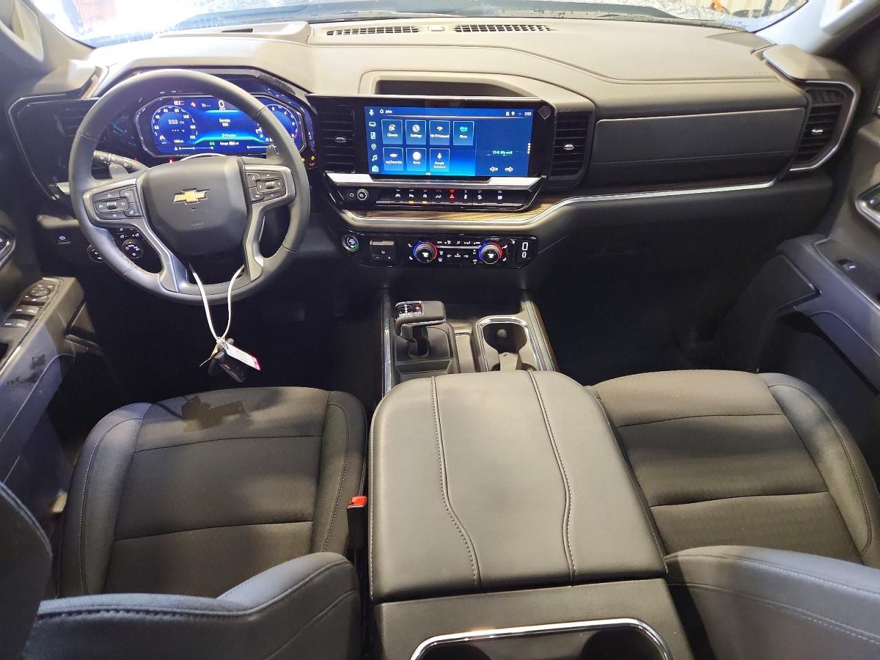 2025 Chevrolet Silverado K1500 LT