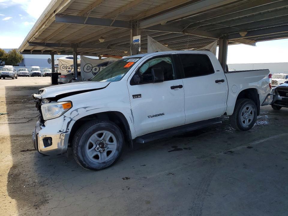 2017 Toyota Tundra Crewmax SR5