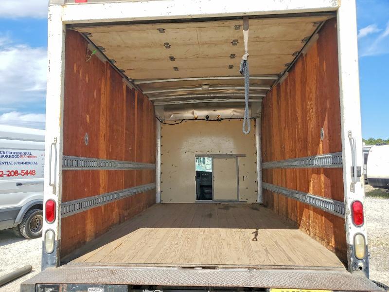 2009 Chevrolet Express BOX Truck