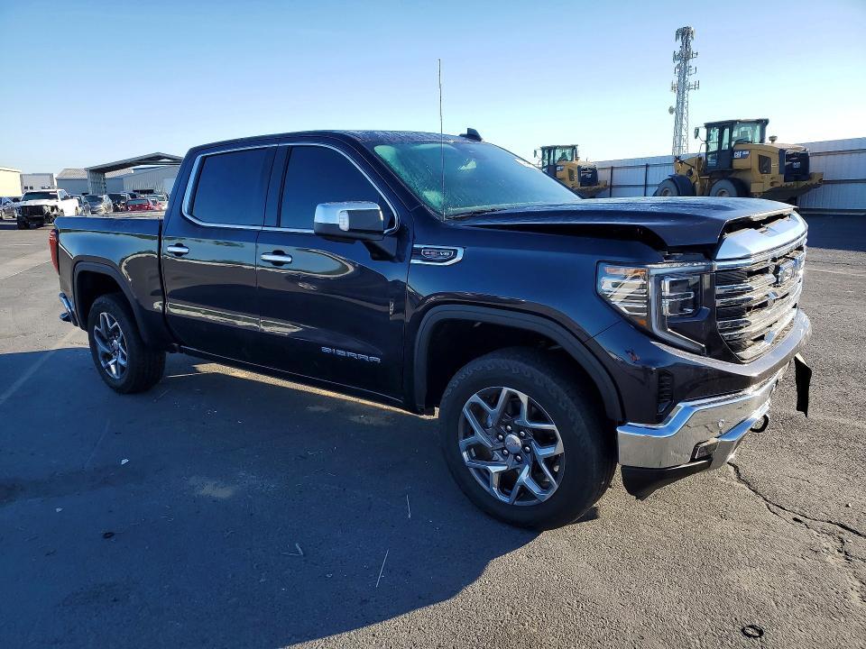 2023 GMC Sierra K1500 SLT