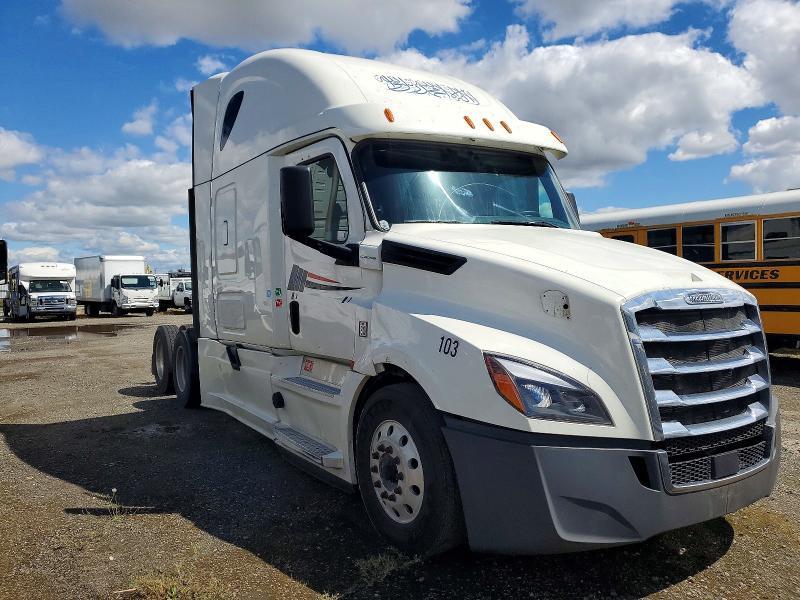 2019 Freigliner 2019 Freightliner Cascadia 1-Semi Truck