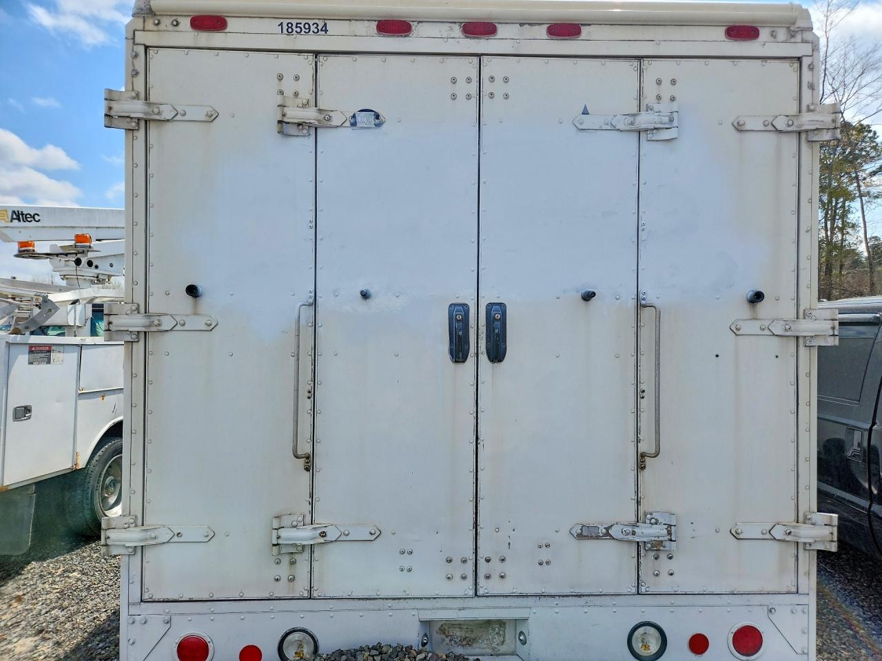 2008 Ford E450 Delivery Truck