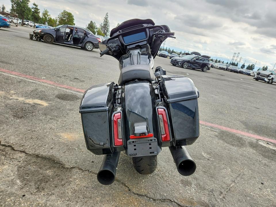 2024 Harley-Davidson Flhx
