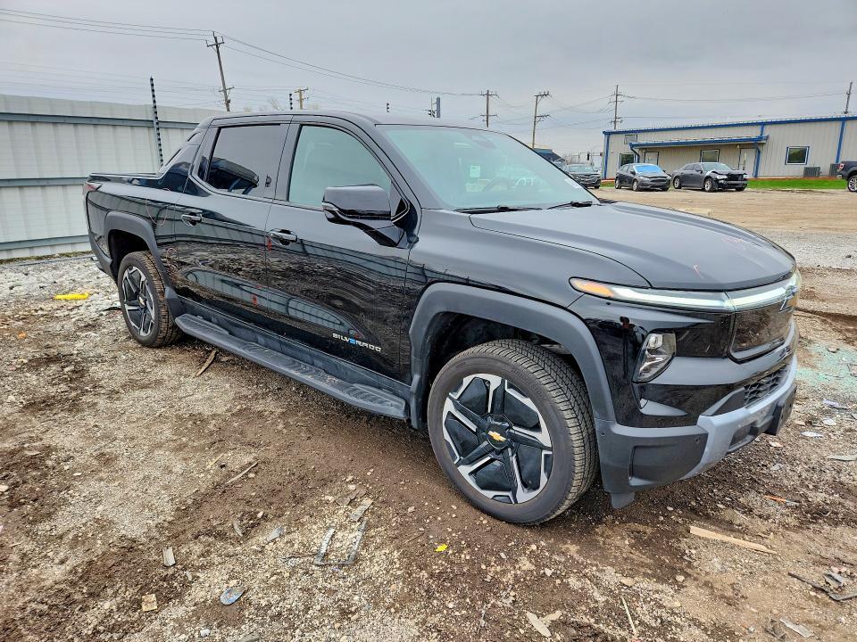 2026 Chevrolet Silverado LT