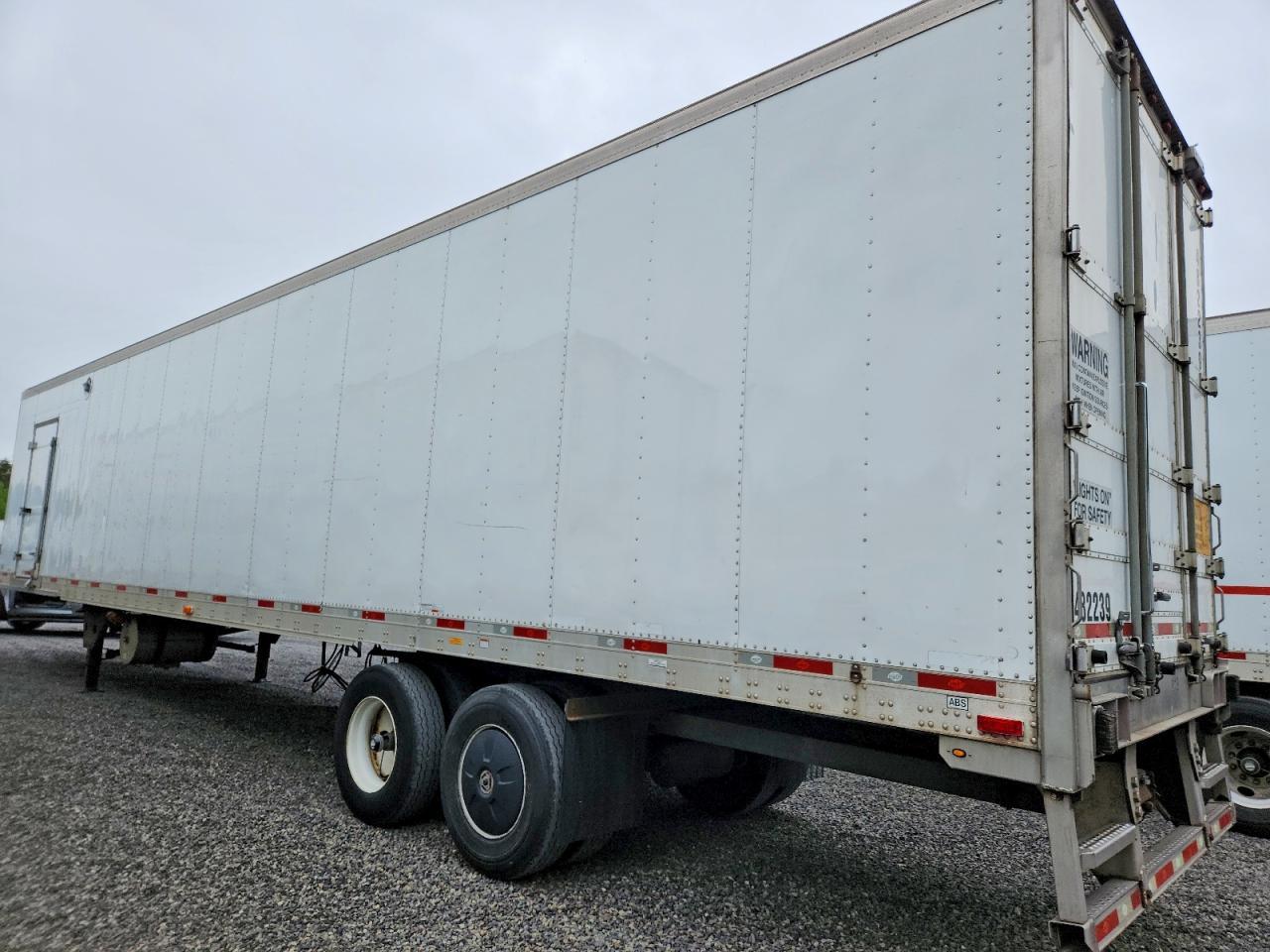 2015 Utility VS2RA Refrigerated Van Trailer