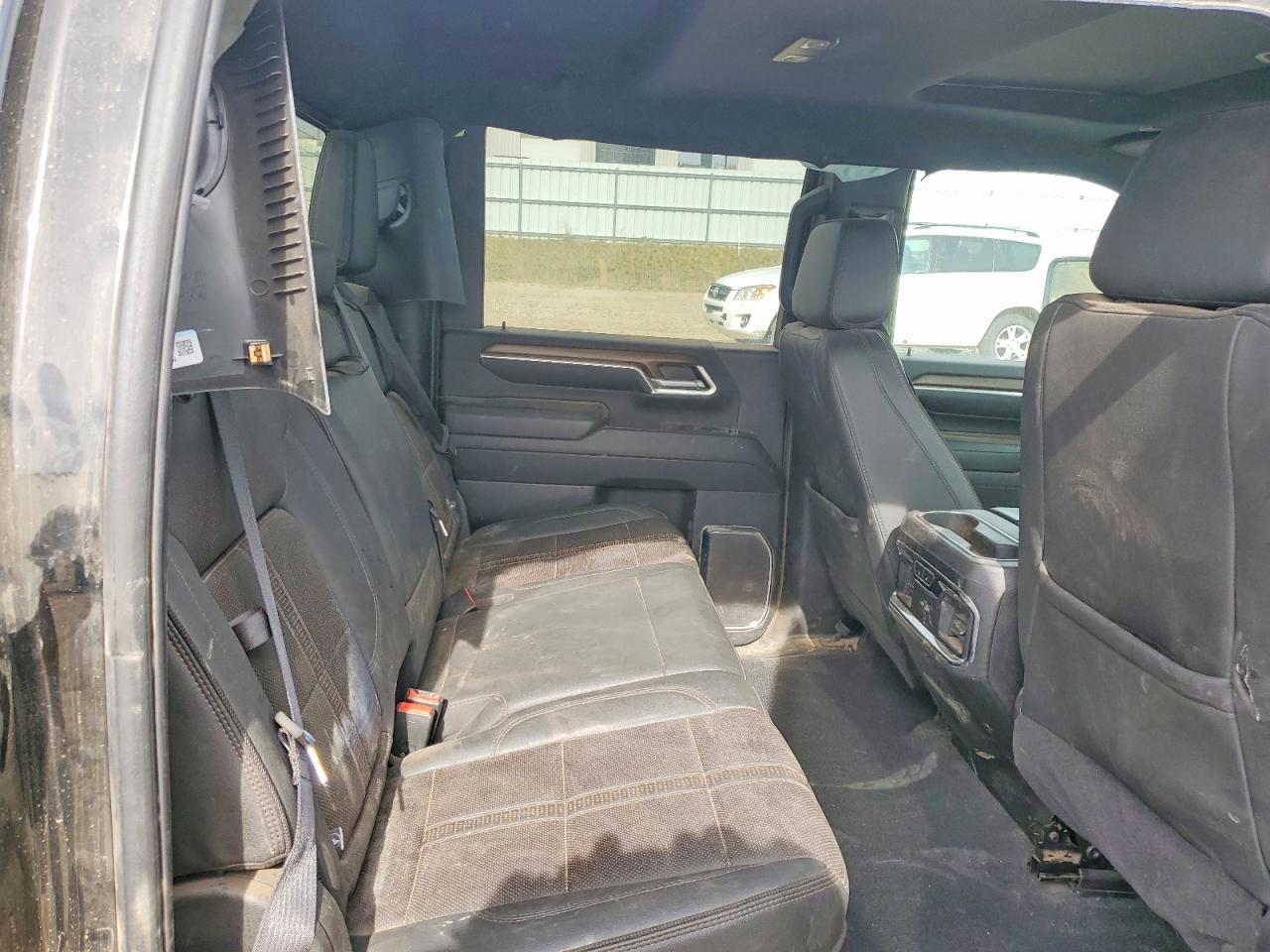 2024 Chevrolet Silverado K3500 High Country