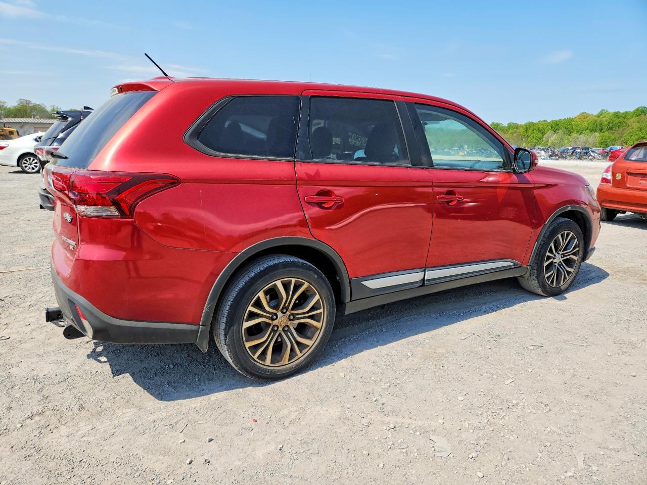 2016 Mitsubishi Outlander se