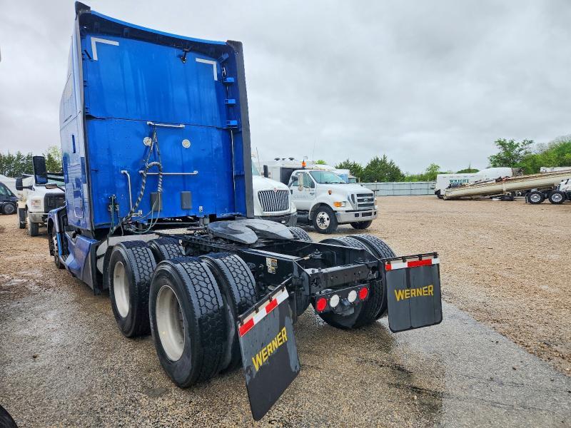 2023 Kenworth T680 Semi Truck