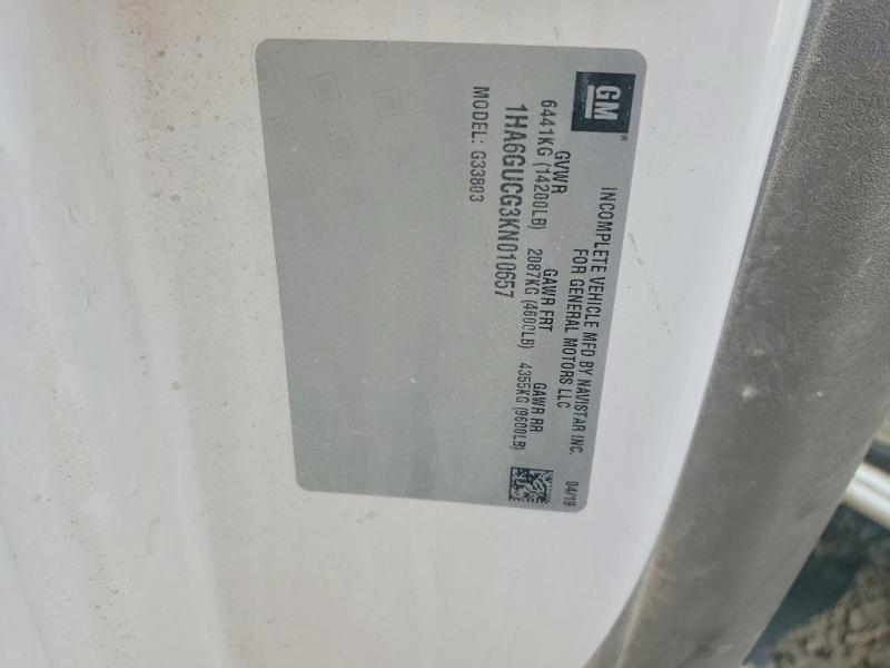 2019 Chev Express G4500